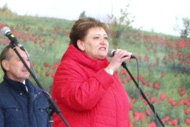 Светлана Масютенко поздравила вейделевцев с открытием районной Аллеи Почёта
