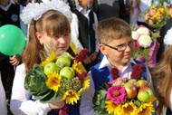 Николай Шляхов поздравил старооскольских школьников с  Днём знаний
