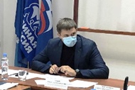Денис Зинов провёл приём граждан по вопросам ЖКХ