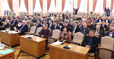 Депутаты областной Думы приняли в первом чтении законопроект о предоставлении бесплатных земельных участков семьям погибших военнослужащих
