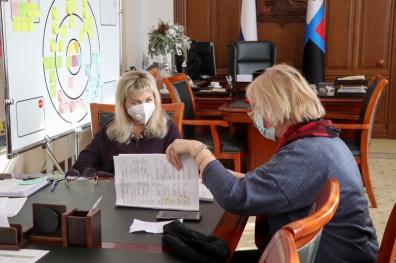 Помощь объединению пенсионеров и АНО родителей детей с ОВЗ – Ольга Павлова провела приём граждан в Белгороде
