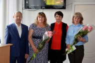 Александр Скляров поздравил многодетных мам Чернянского района с Международным днём семьи