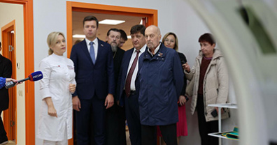 Юрий Клепиков принял участие в открытии центра малоинвазивной хирургии в Старом Осколе