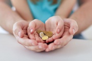 Принят закон о ежемесячных выплатах на детей от трёх до семи лет