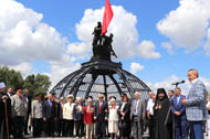 Обновлённый монумент входной группы открыли в Парке Победы на Прохоровском поле