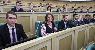 Богдан Бузанов представил Молодёжный парламент при Белгородской облдуме в Палате молодых законодателей в Совете Федерации