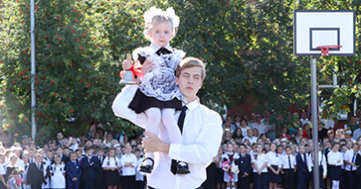 Для 170 тысяч белгородских школьников сегодня начался новый учебный год